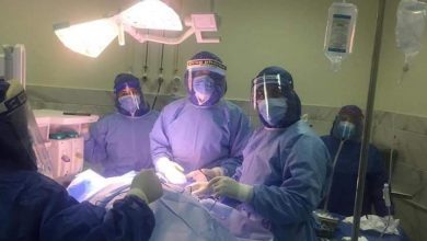 Photo of مستشفى الاحرار التعليمى يجرى عدة جراحات ناجحة رغم مخاطر كورونا