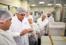 Photo of وزير الصحة يتفقد خط الانتاج الجديد لـلأنسولين بمصنع شركة المهن الطبية للأدوية