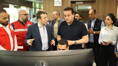 Photo of وزير الصحة يتفقد غرفة الطوارئ بهيئة الإسعاف قبل ساعات من عيد الفطر
