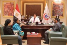 Photo of وزير الصحة يبحث مع ممثل  الصحة العالمية الإستعدادات للإحتفال بخلو مصر من فيروس سي