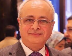 Photo of “صحتك٢٤” يهنئ الدكتور محمد عبد الهادي بتجديد الثقة عميداً لمعهد القلب