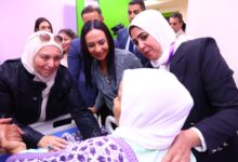 Photo of وزيرة التضامن  تفتتح تطوير ورفع كفاءة دور “أبي” و”أمي” بالباقيات الصالحات لرعاية كبار السن ومرضى ألزهايمر
