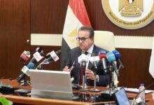 Photo of عبد الغفار يؤكد: لا صحة لانتشار أي فيروسات تنفسية جديدة ولا صحة لانتشار فيروس ماربورغ في مصر